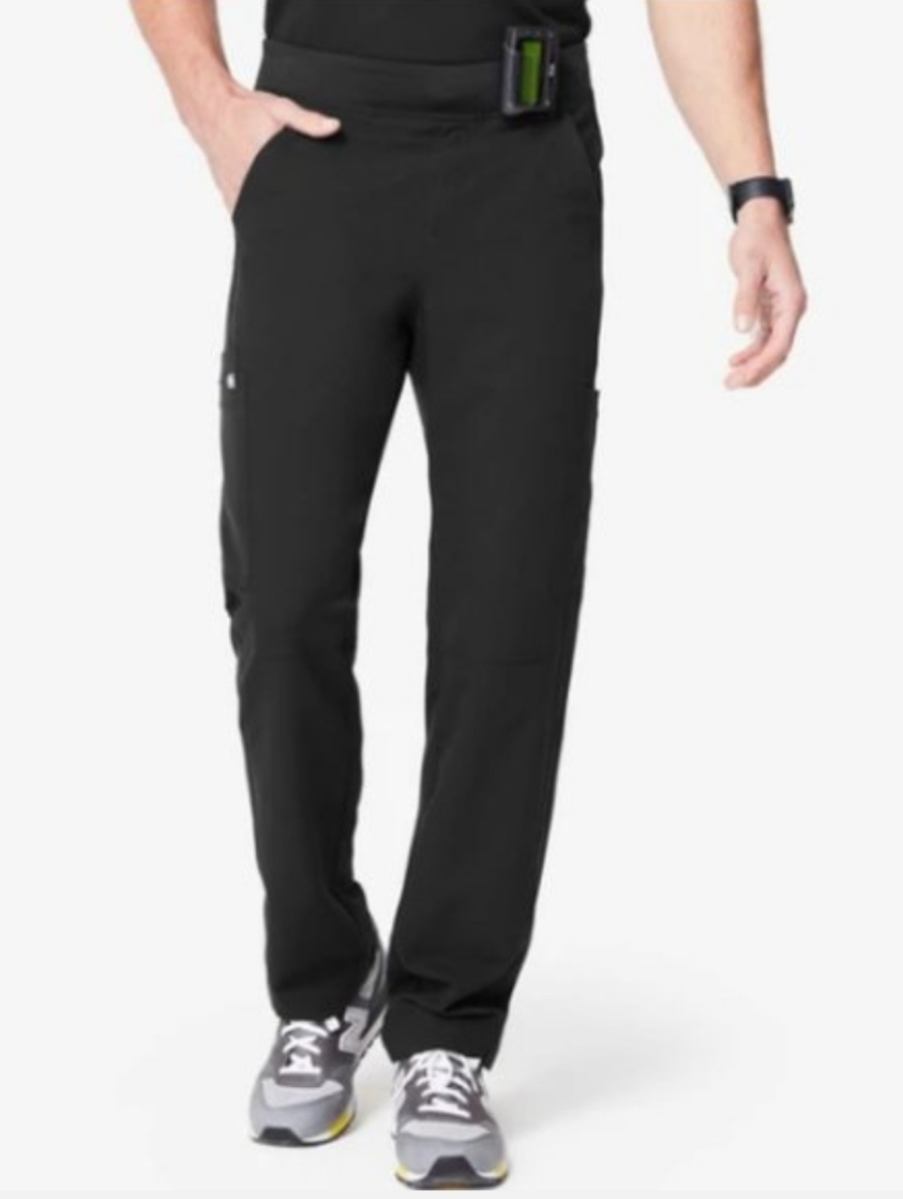 FIGS Axim Cargo Black Scrub Pants Men's Size Large Short Utility Uniform Nurse